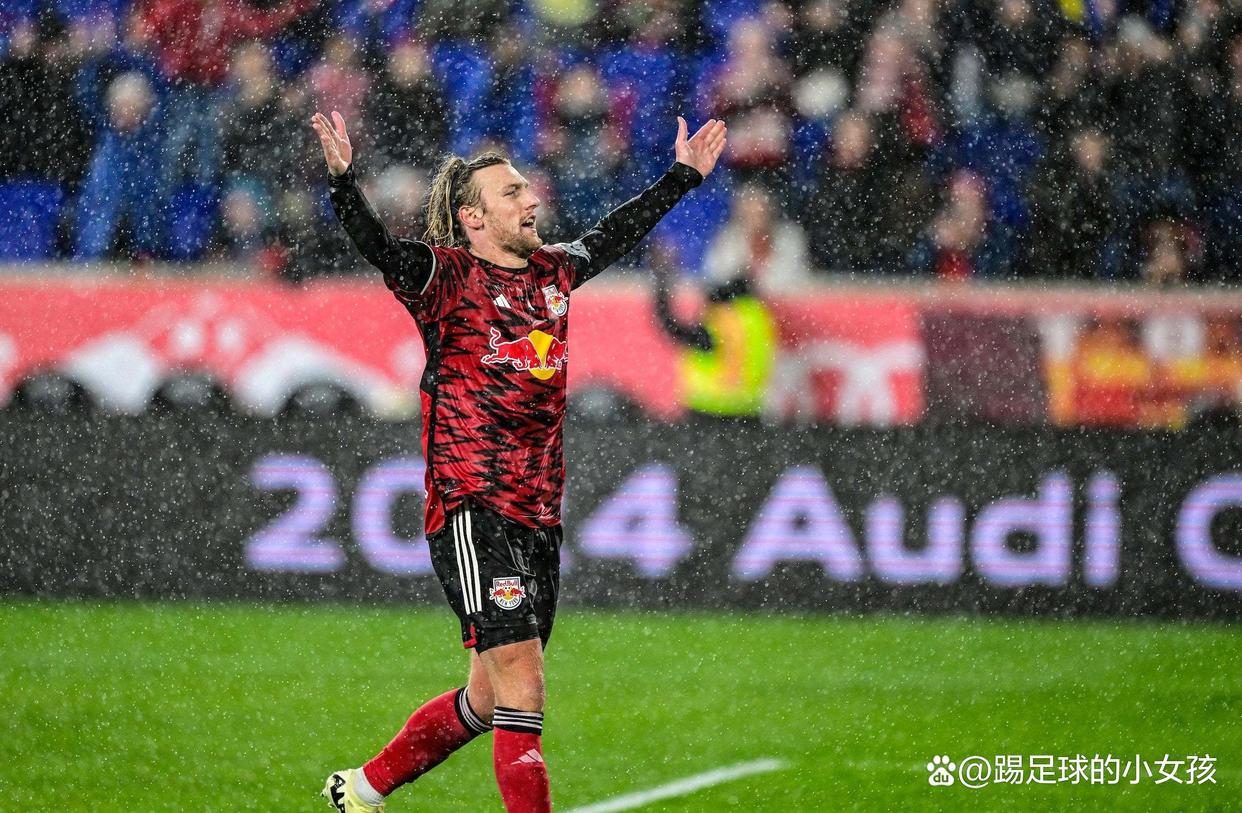 官方在线-包含意甲清晨再迎强敌，拜仁慕尼黑单刀错失，主帅态度——底气十足，身体对抗强度拉满的词条-官方在线